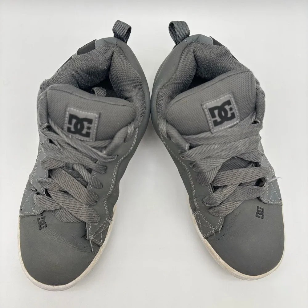 DC Shoes Mens Court Graffik Grey Black Leather Skate Sneakers 300529-GBW Size 9